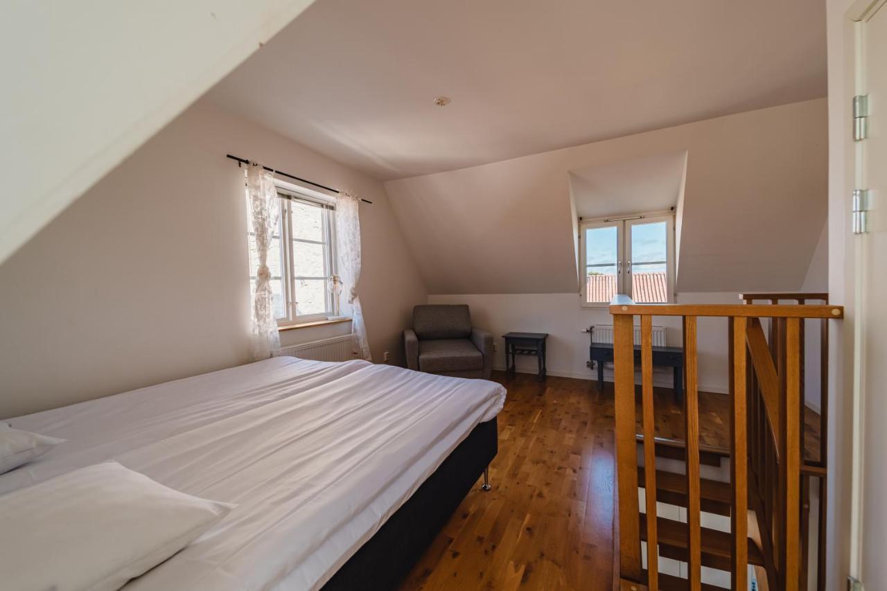 Oesterport - Visby Laegenhetshotell Zimmer foto